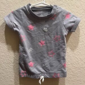 GAP Gray Tee with Pink Stars